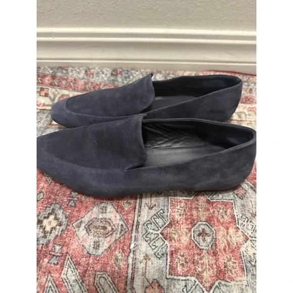 Vince‎ Suede Loafers Navy Blue Square Toe Slip On Flats Women's Size 7.5 - Picture 3 of 6